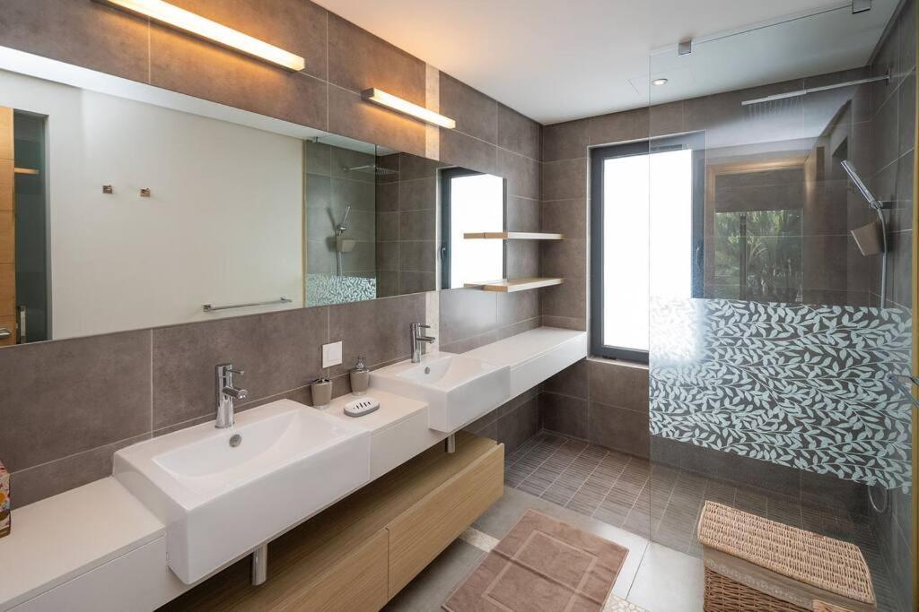 Wonderful Mont Choisy Flat, Huge Lagoon Pool Ngoại thất bức ảnh