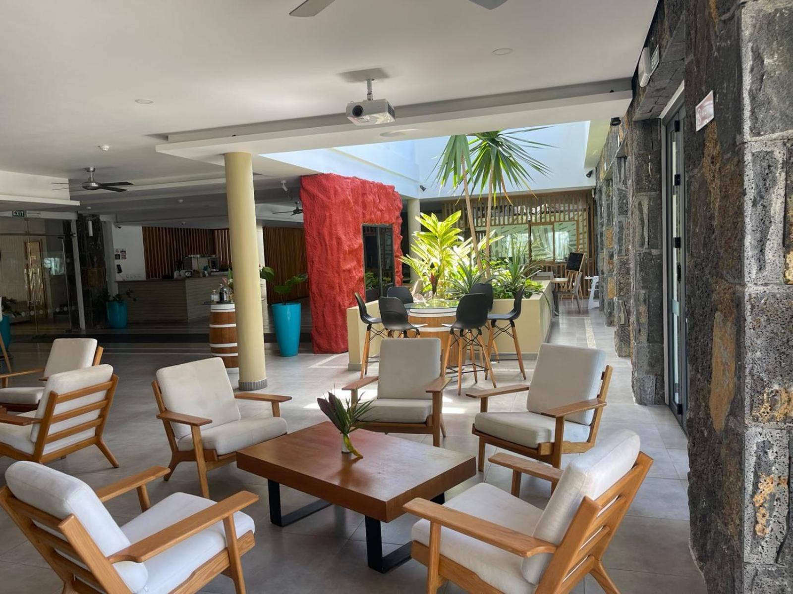 Wonderful Mont Choisy Flat, Huge Lagoon Pool Ngoại thất bức ảnh